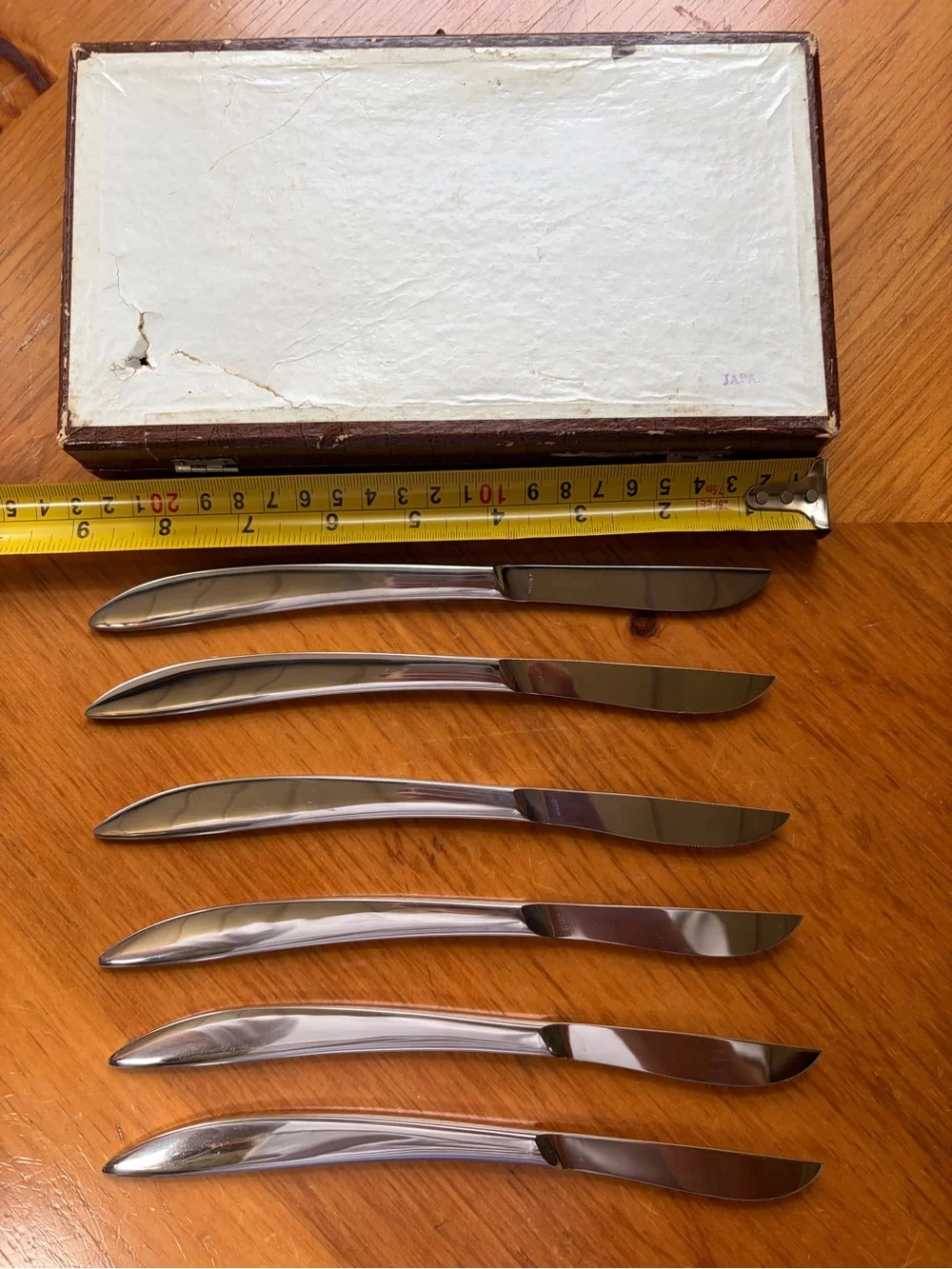Japan Stainless Steel Curved Steak Knives - Set of 6 with Original Box